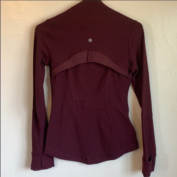 lululemon maroon jacket